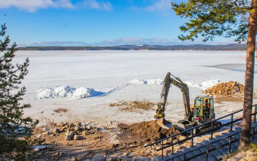 Rantakivien-asennus-Sotkamo-2021-3-1024x640-1.jpg